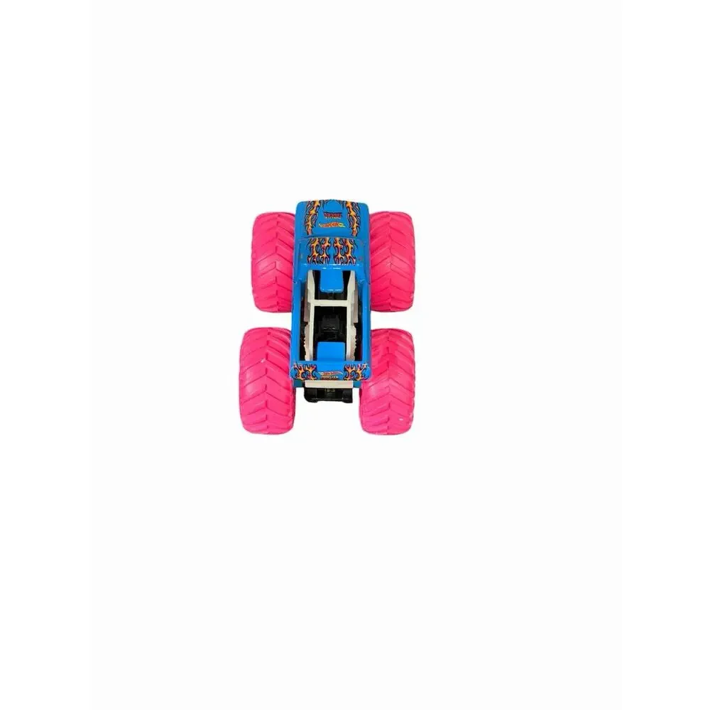 Hot Wheels Monster Jam Truck Pure Muscle Glow In The Dark 1:64 Diecast